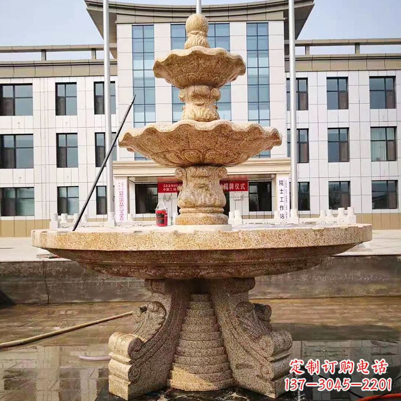 聊城中领雕塑的精美莲花石雕