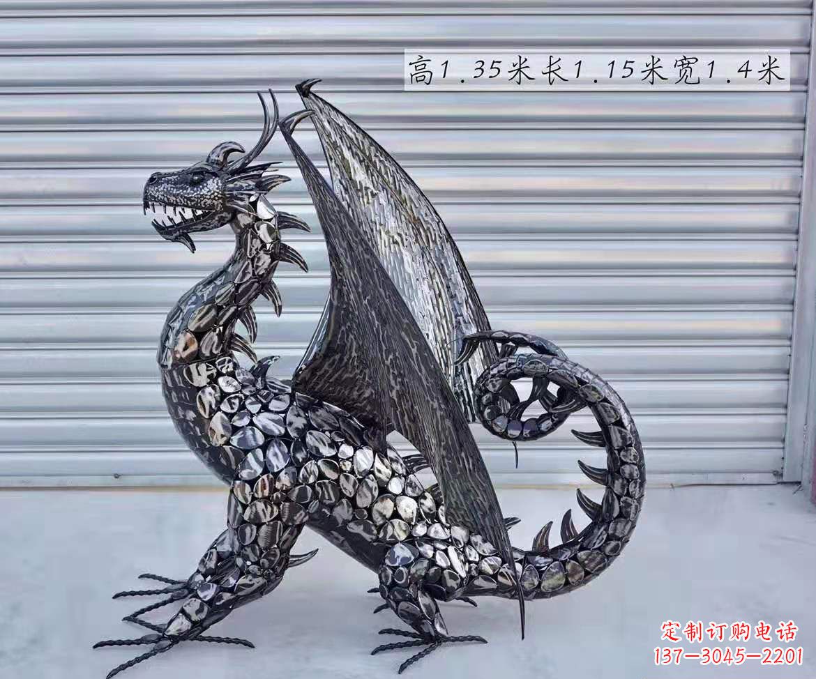 聊城中领雕塑的恐龙雕塑,极具艺术价值,是户外…