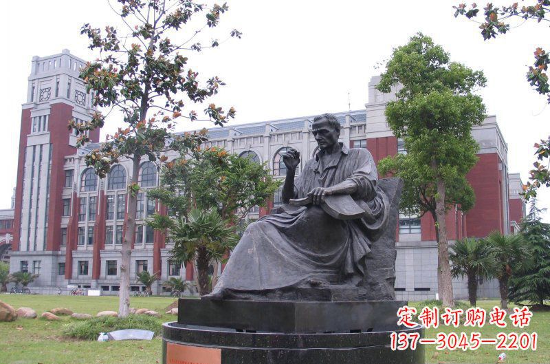 聊城卢梭西方名人铜雕由中领雕塑定制,是一款完…