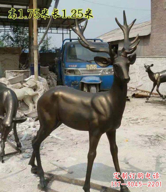 聊城艺术精美,高品质鹿铜雕塑