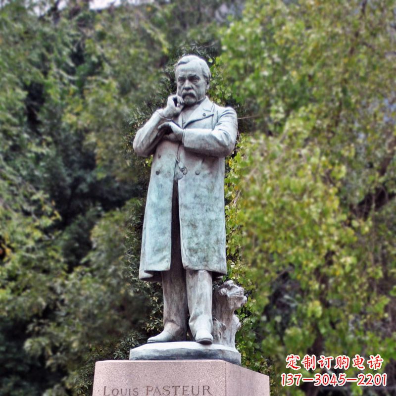 聊城领雕塑-路易斯·巴斯德站姿雕像