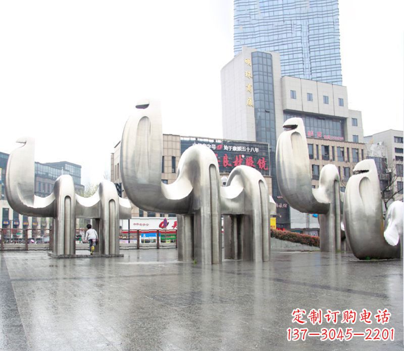 聊城骆驼雕塑不锈钢