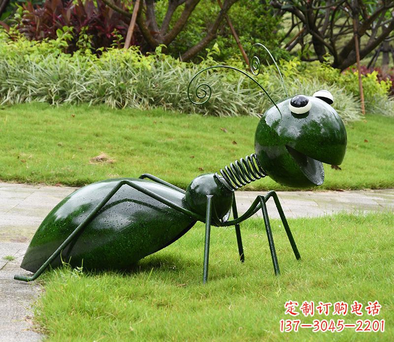 聊城绿色落尾蚂蚁不锈钢摆件雕塑:精致的小动物艺术作品