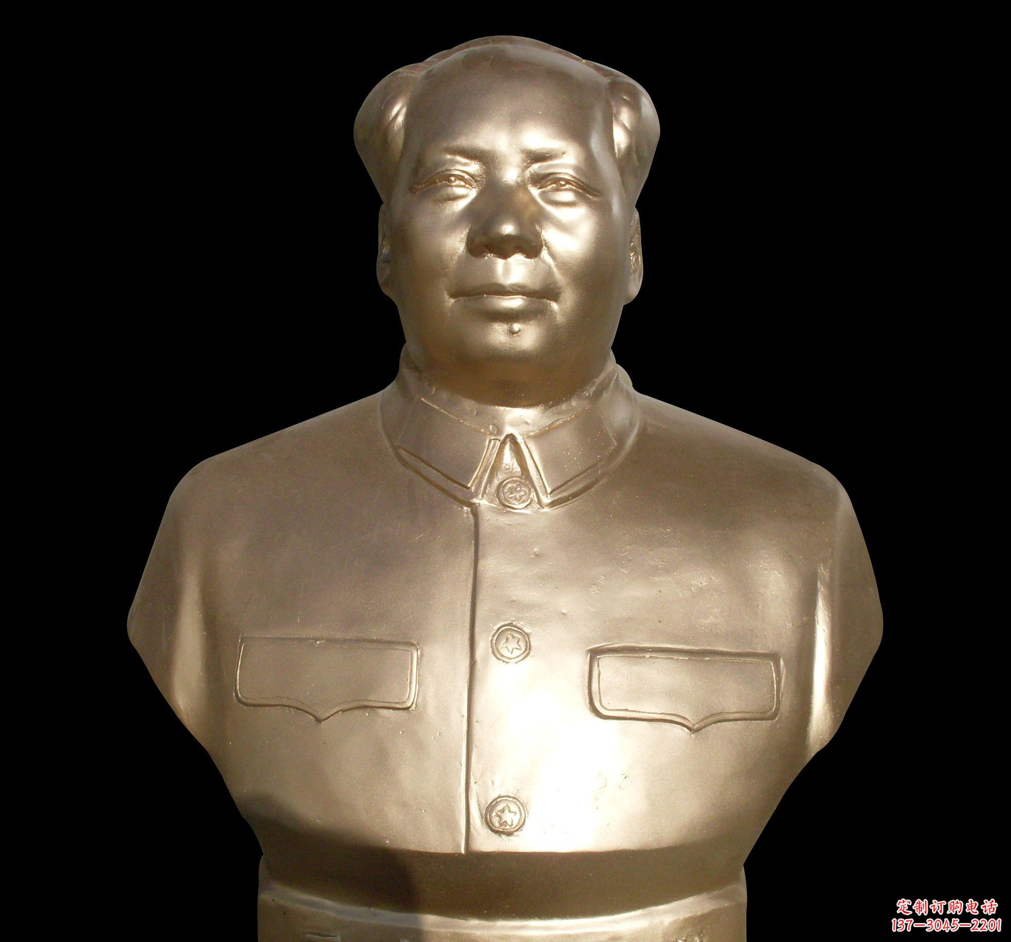 聊城劳动精神永存——毛主席半身铜像