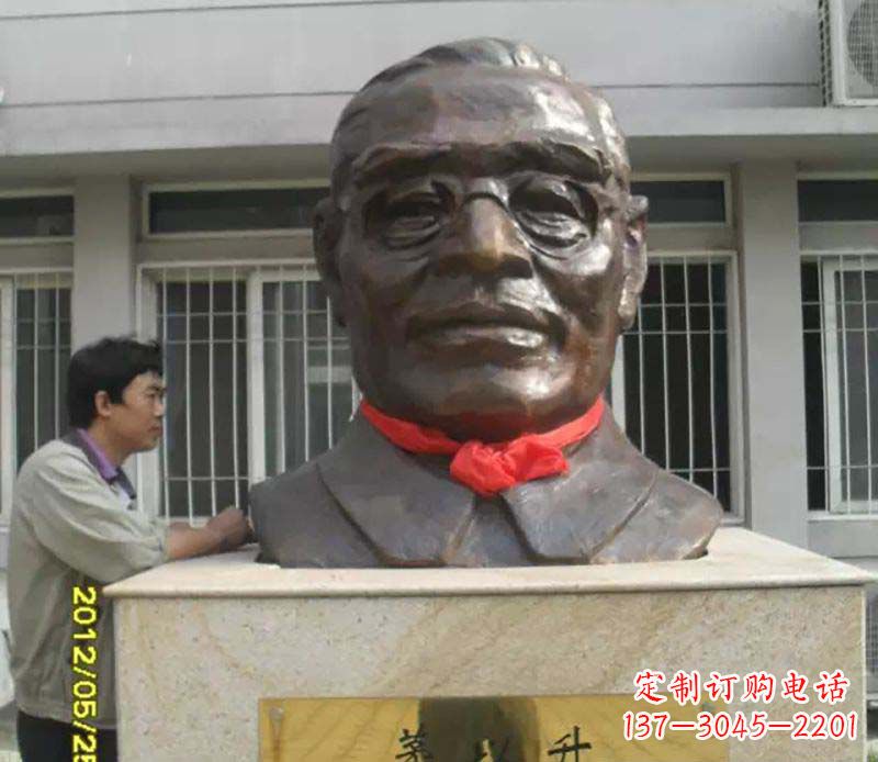 聊城领雕塑:打造精致头像铜雕