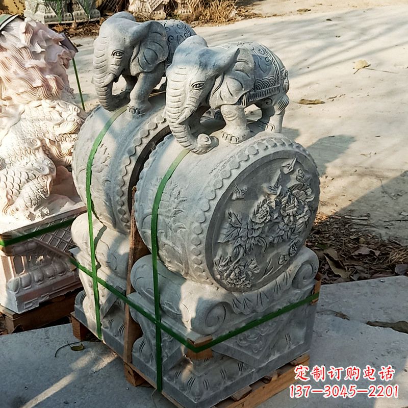 聊城为您的大门增添重量感-中领雕塑石雕貔貅