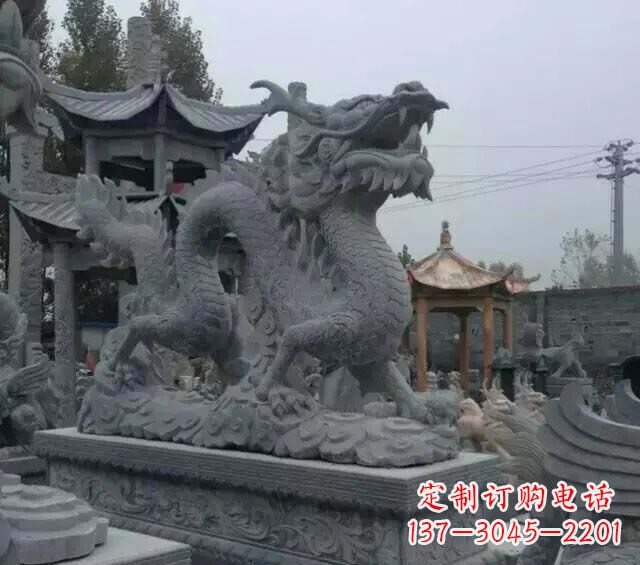 聊城门口青石龙石雕