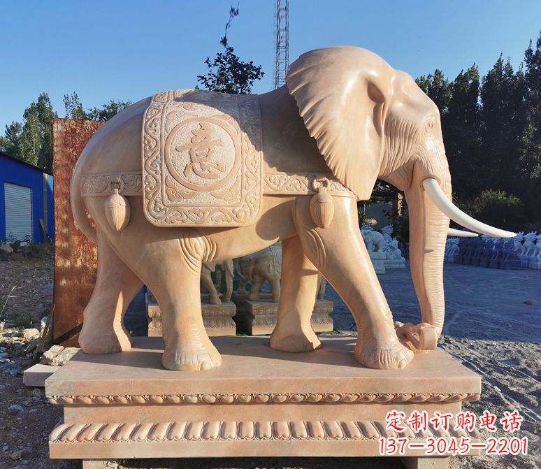 聊城门口石雕大象