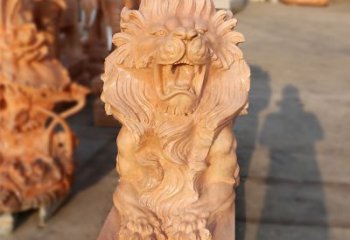 聊城象征力量的汇丰狮子红石雕