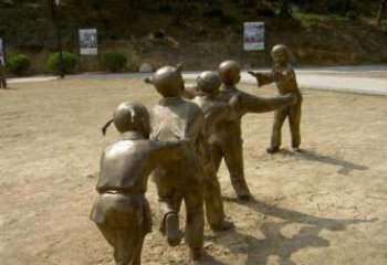 聊城珍贵传统，中领雕塑老鹰抓小鸡铜雕