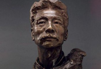 聊城鲁迅校园名人铜雕，展现鲁迅文学精神