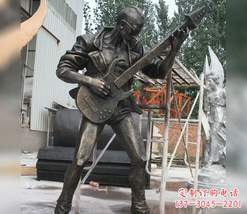 聊城艺术化的铜雕吉他,给你不一样的审美体验