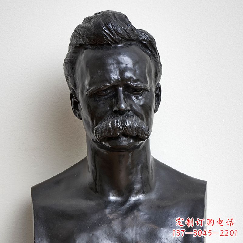 聊城尼采石雕头像,独特而华丽