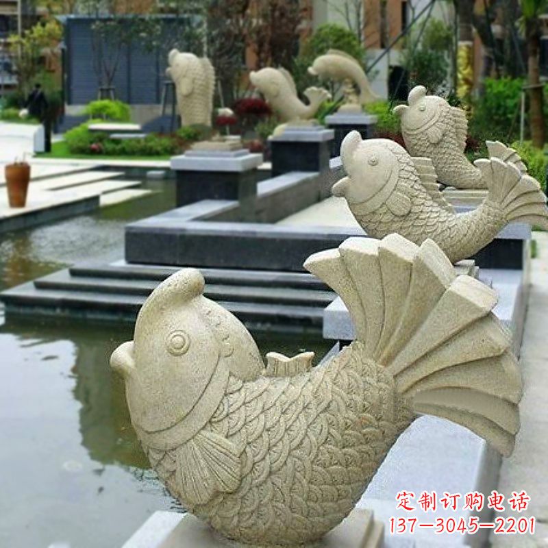 聊城喷水鱼砂岩石雕-园林水池雕塑