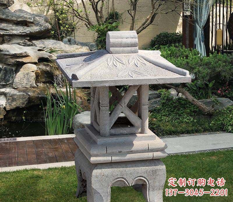 聊城青石草坪照明灯石灯