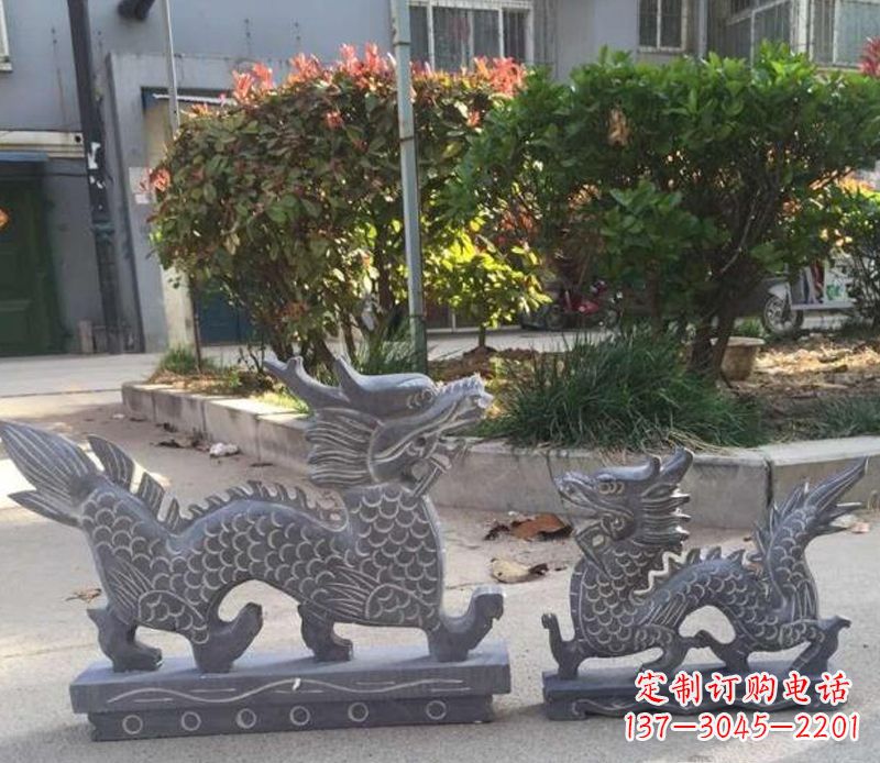 聊城青石母子龙雕塑