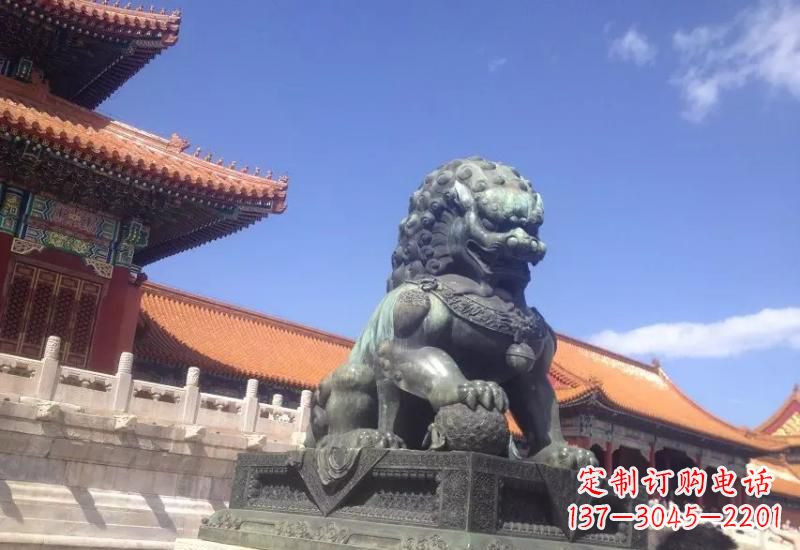 聊城精致青铜狮子雕塑,表达荣耀之美