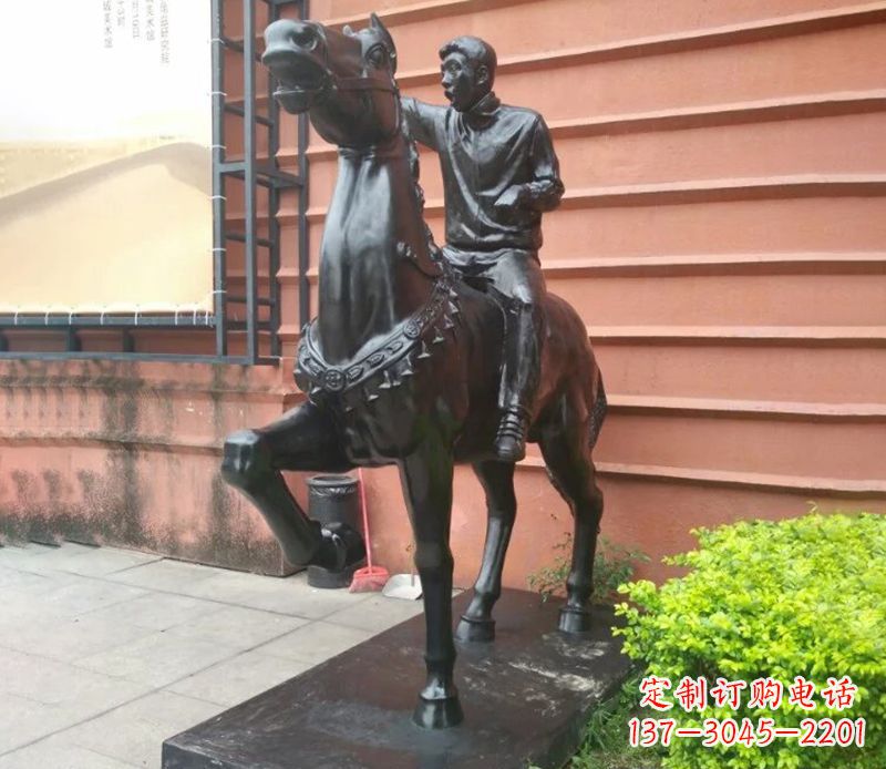 聊城独一无二的骑马雕塑