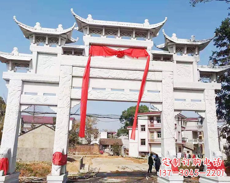 聊城三门三楼石雕牌坊:专业定制牌坊雕塑