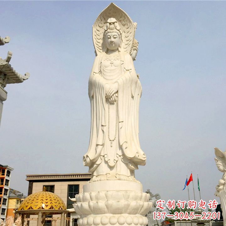 聊城中领雕塑:观音三面佛像雕塑