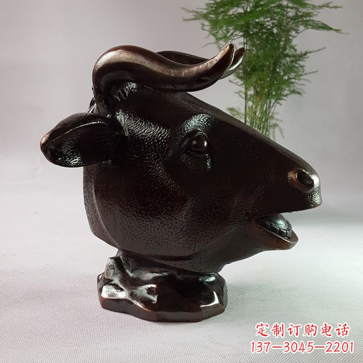 聊城铸铜牛的雕塑,尽显您的牛年风采