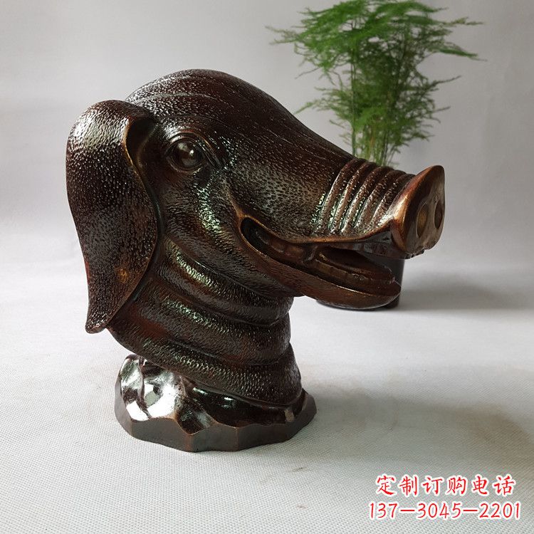 聊城生肖猪铸铜兽首