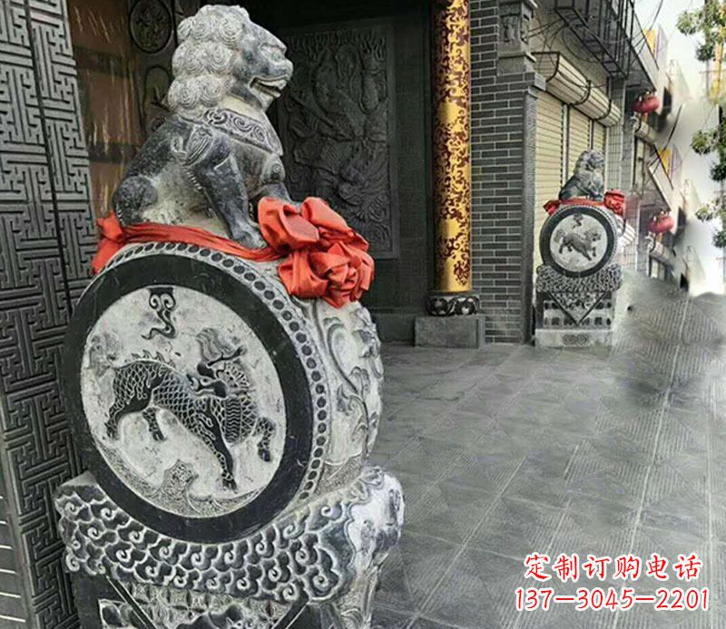 聊城狮子抱鼓石门墩雕塑,体现古典风格