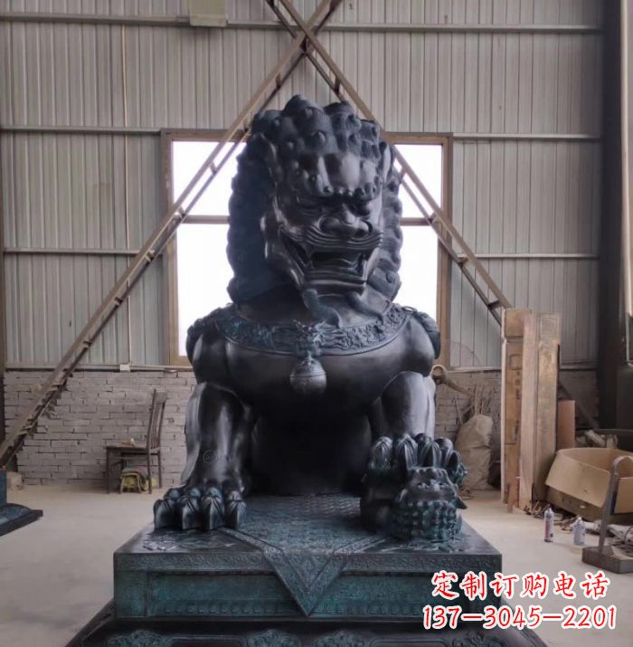 聊城中领雕塑狮子铜雕塑,壮丽展现王者之气!