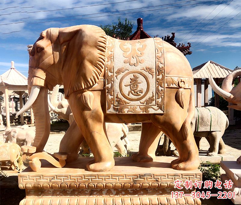 聊城精致多姿的大象雕塑