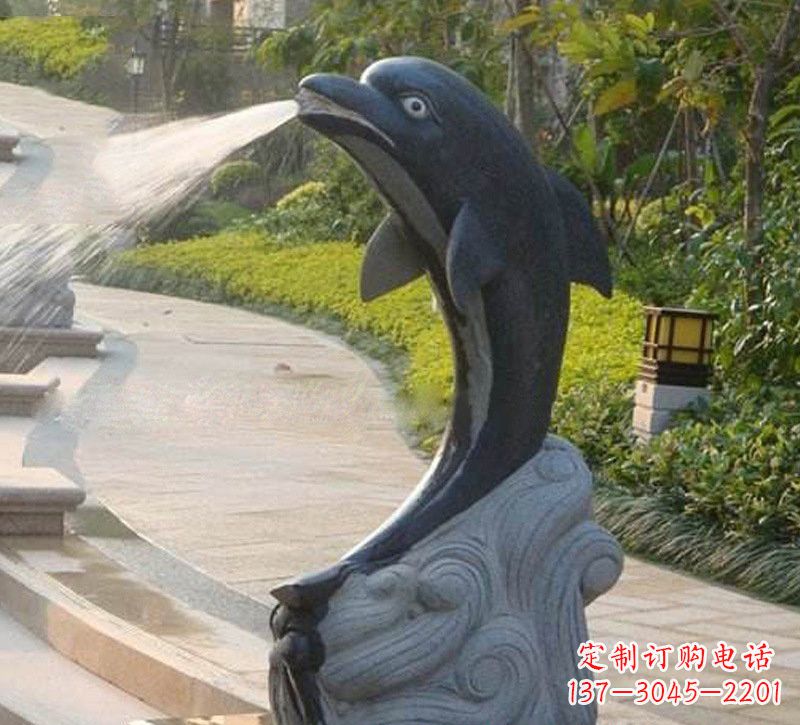 聊城海豚雕塑:惊艳世间,把精灵捧在掌心