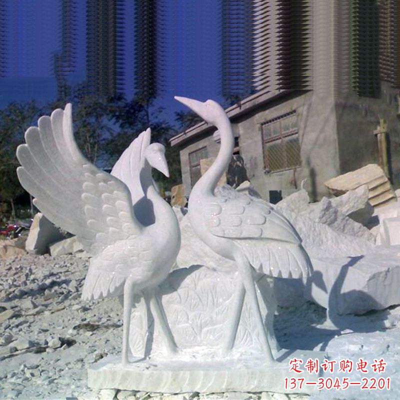 聊城石雕仙鹤低头