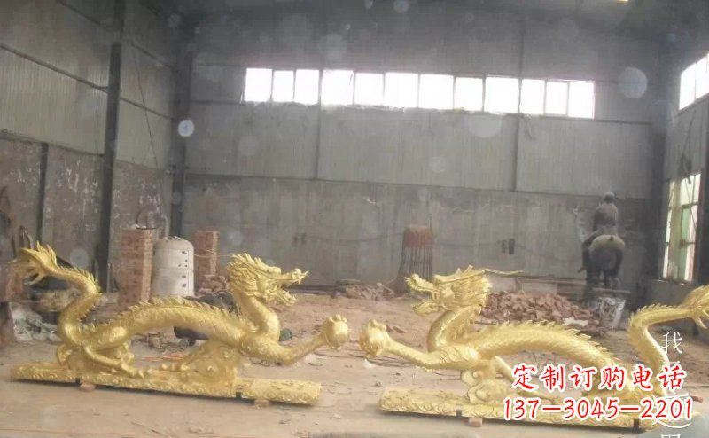 聊城双龙戏珠广场铜雕 (2)
