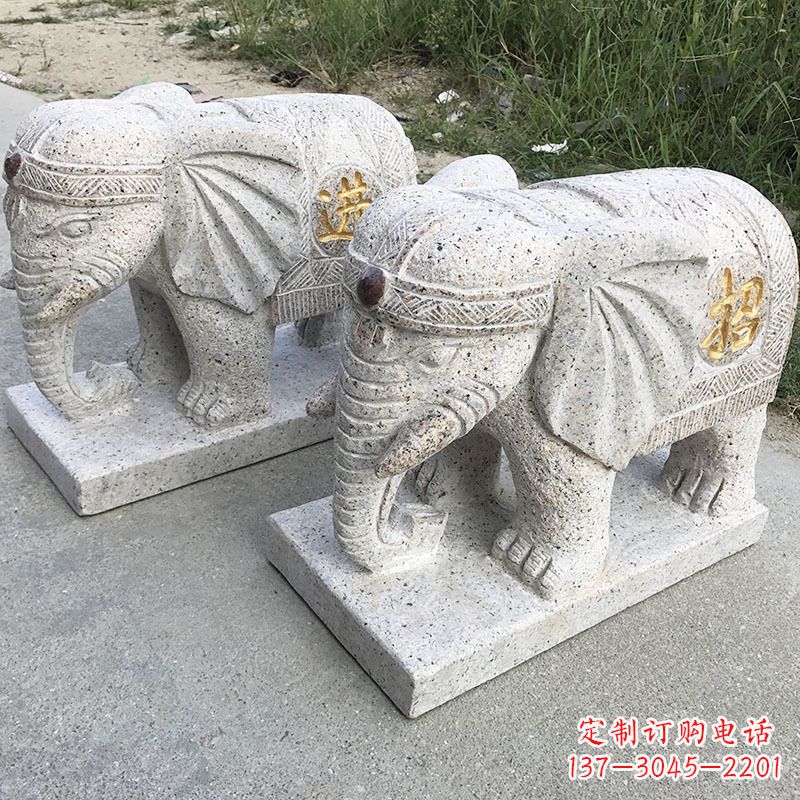 聊城寺庙门口大象石雕