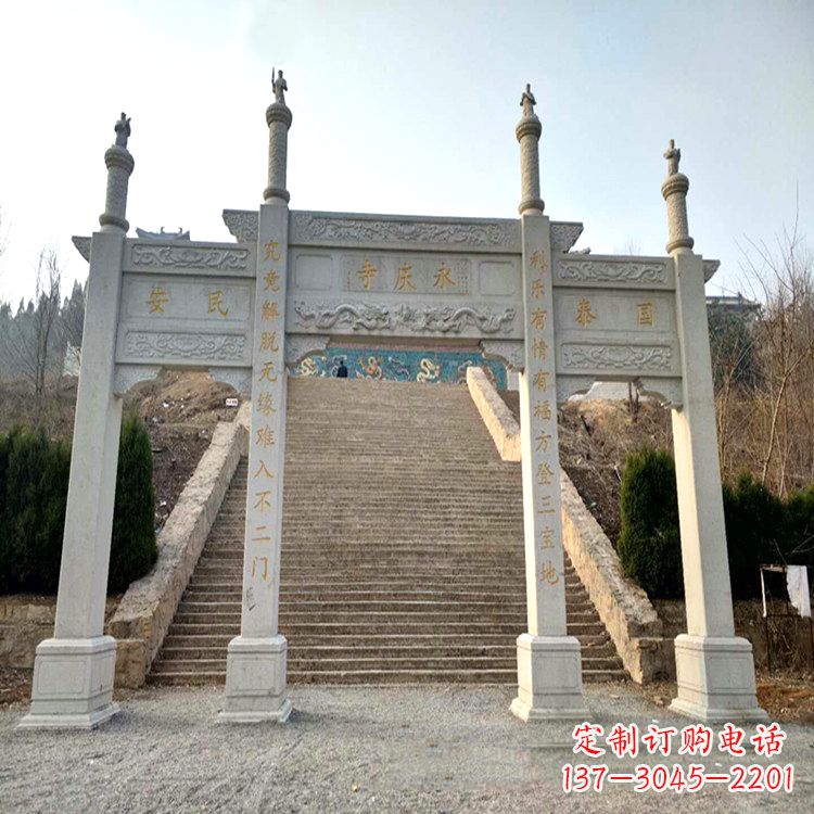 聊城寺庙入口无楼牌坊