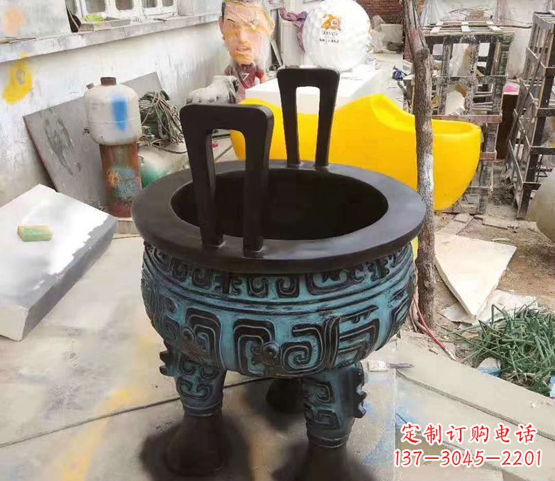 聊城寺庙圆型铜雕香炉