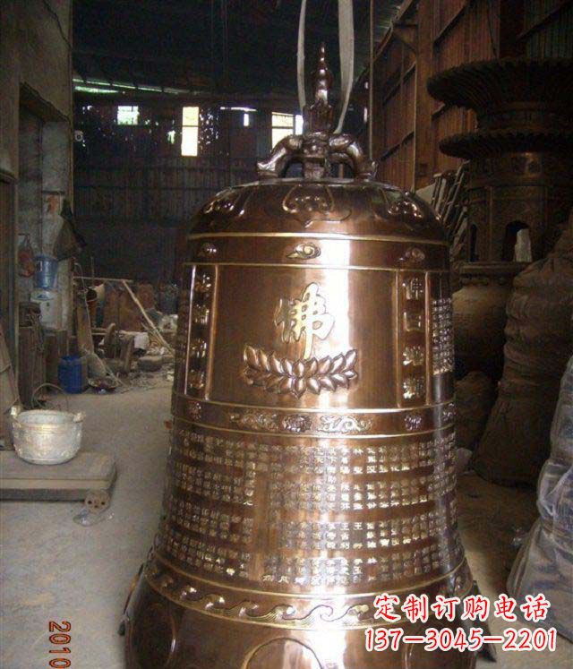 聊城寺庙铸铜钟铜雕