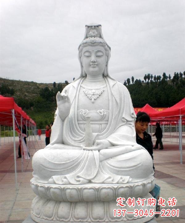 聊城寺庙坐式观音雕像