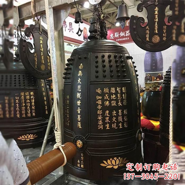 聊城寺院挂钟铜雕塑