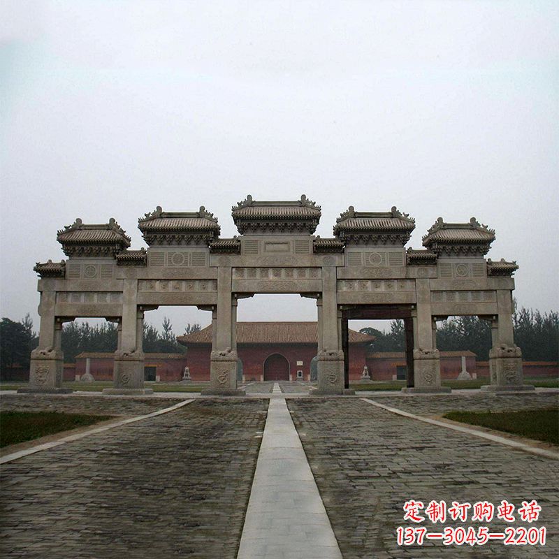 聊城寺院五门石牌楼