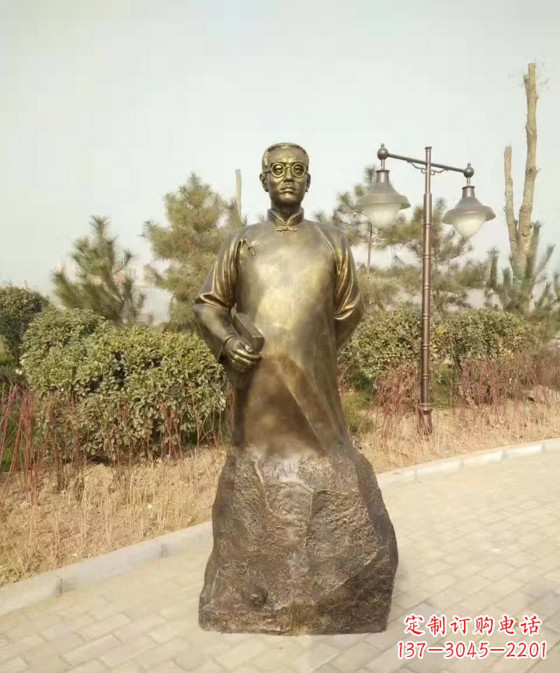 聊城陶行知人物铜雕1