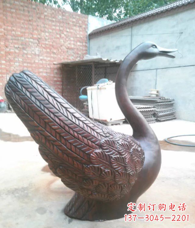 聊城天鹅公园天王动物铜雕