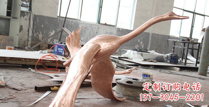 聊城天鹅铸铜动物铜雕