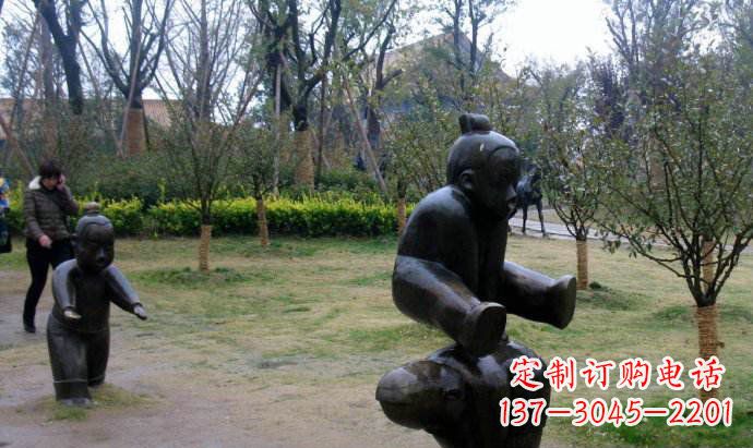 聊城跳山羊公园人物铜雕