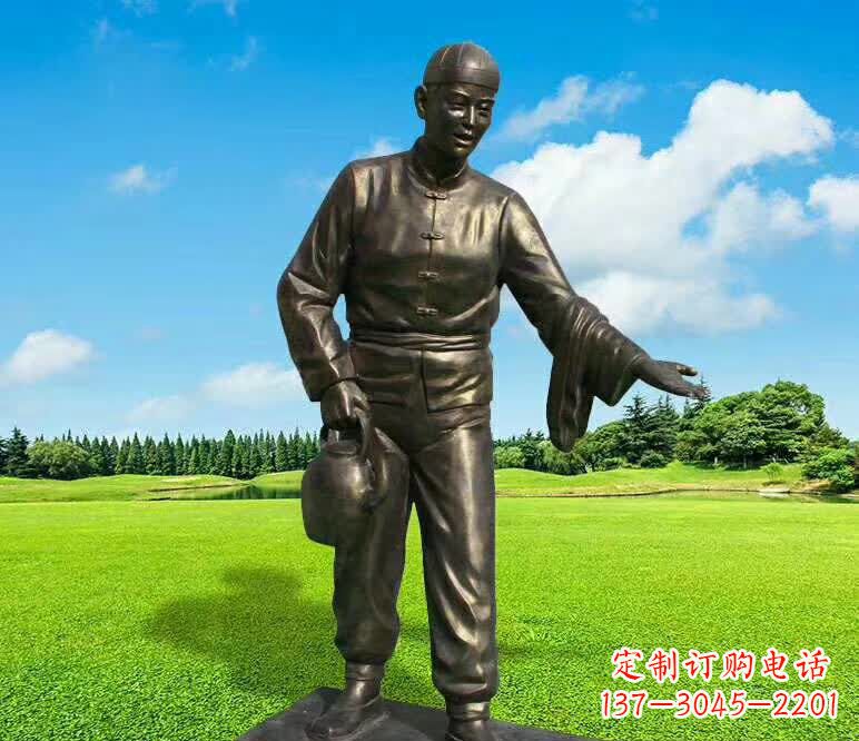 聊城铜雕店小二人物雕塑1