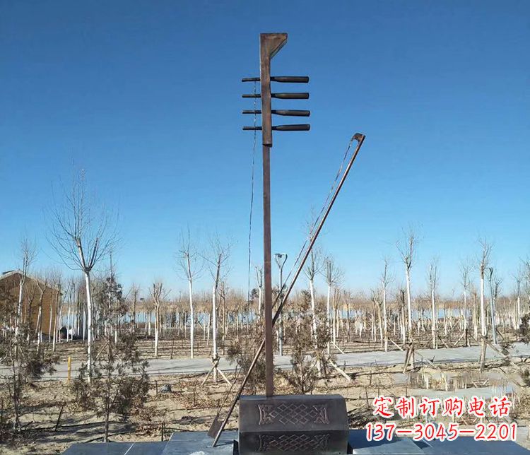 聊城铜雕二胡景观雕塑