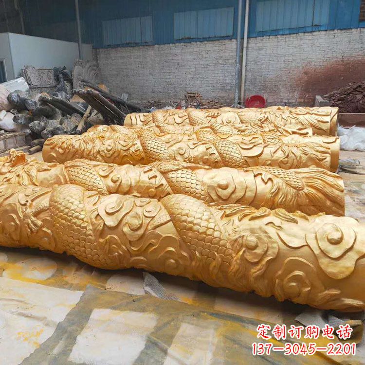 聊城铜雕广场龙柱