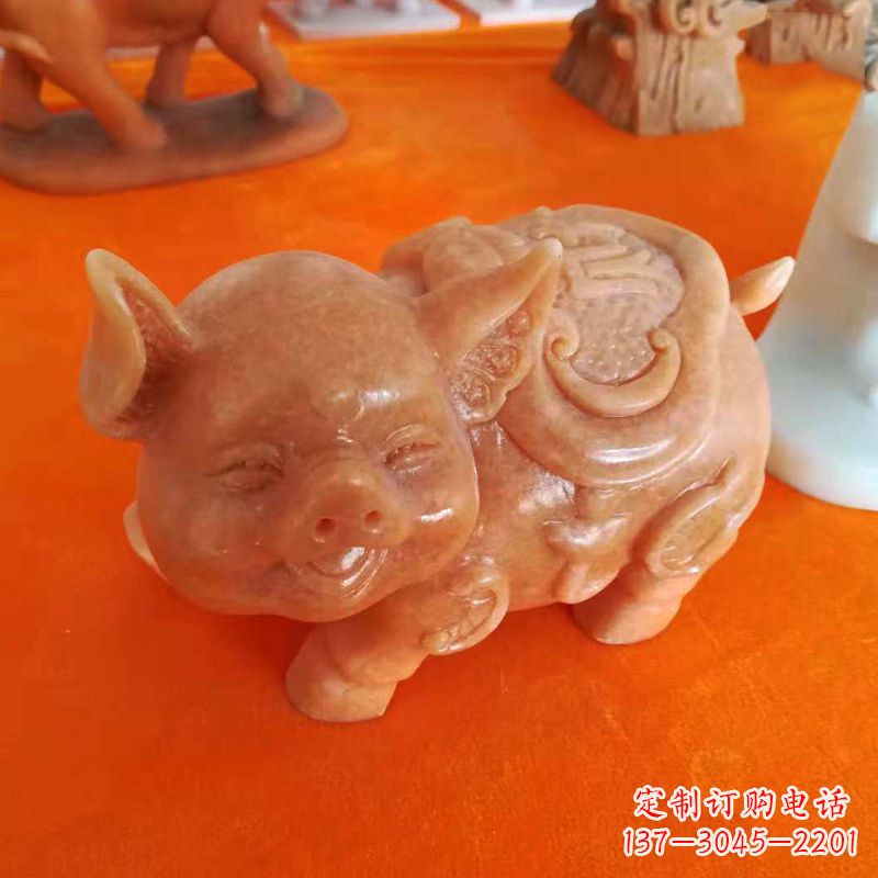 聊城晚霞红大理石招财猪雕塑-企业商场创意生肖动物风水摆件