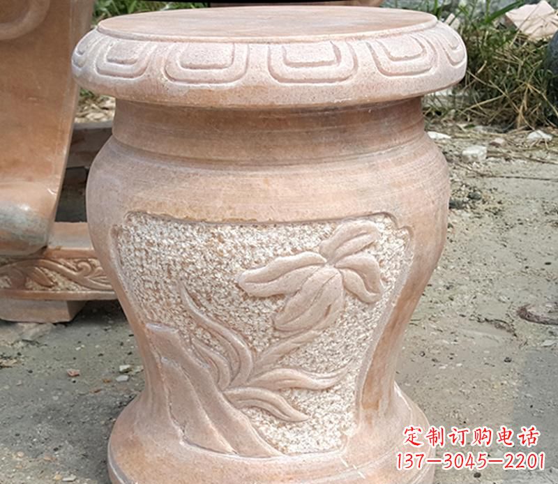 聊城晚霞红景观蝴蝶石凳