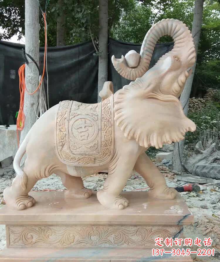 聊城晚霞红卷元宝大象雕塑