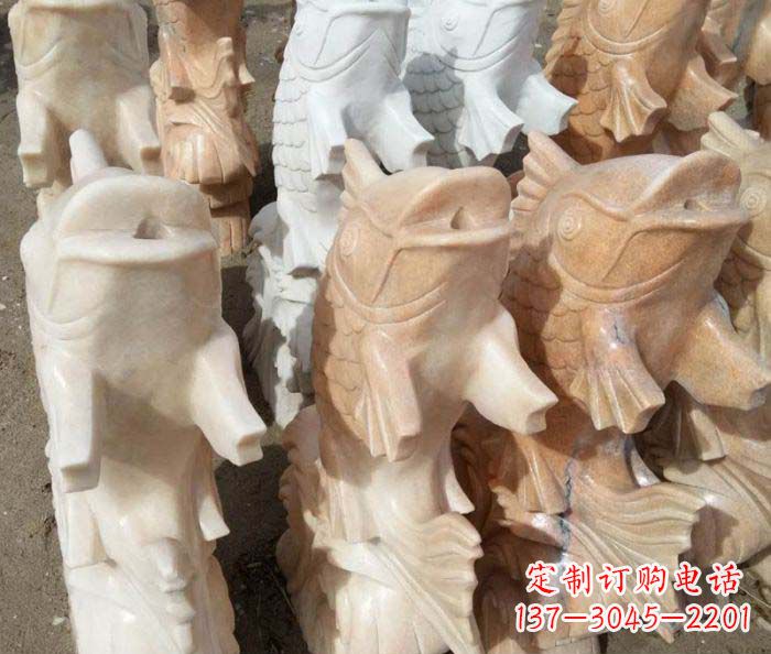 聊城晚霞红喷水鲤鱼庭院石雕